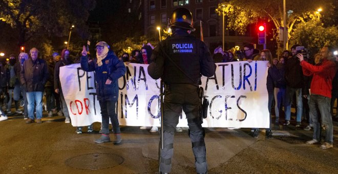 Cientos de manifestantes vuelven a cortar el tráfico en algunos accesos a Barcelona