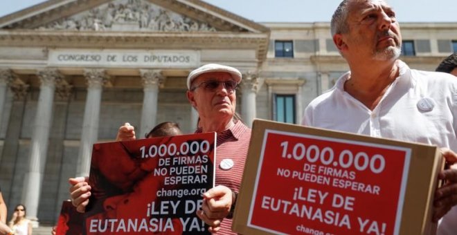 El Congreso da un nuevo paso para la regulación de la eutanasia con una ley "extremadamente garantista"