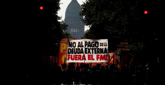 El FMI dice que la deuda argentina es insostenible