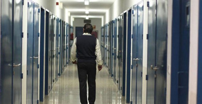 Instituciones Penitenciarias "malgasta" dinero público en los uniformes del personal penitenciario, denuncia CCOO