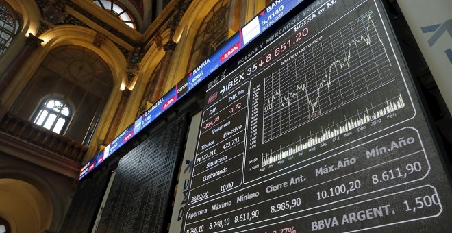 El Ibex 35 avanza un 2,02% en abril pese a los malos datos económicos