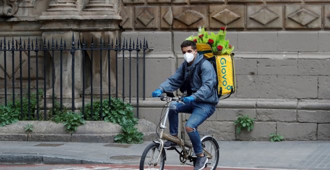 Glovo retalla a la meitat la tarifa base per comanda als 'riders' de Barcelona