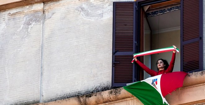 Italia registra 415 muertes con covid en 24 horas, la menor cifra en más de un mes