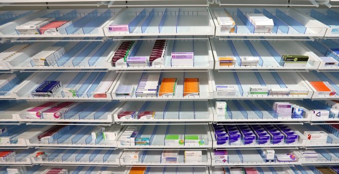 La presión de la industria farmacéutica, una de las principales causas del desabastecimiento de fármacos