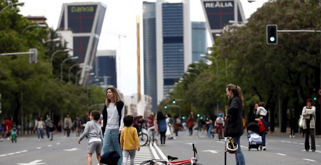 Los niños madrileños podrán pasear de 10 a 13 y de 17 a 21 horas desde este jueves