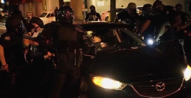 Dos policías, despedidos por "uso excesivo de la fuerza" en la detención de dos jóvenes en Atlanta