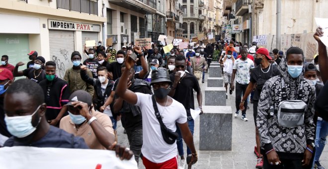 Lleida demana a l'Estat regularitzar els migrants i al Govern ajuda en l'atenció als temporers