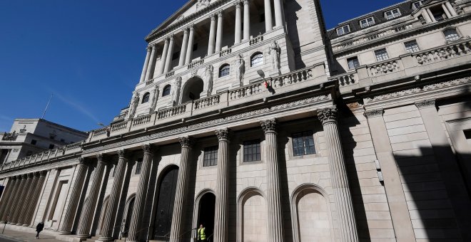 El gobernador del Banco de Inglaterra anuncia un giro en la estrategia monetaria