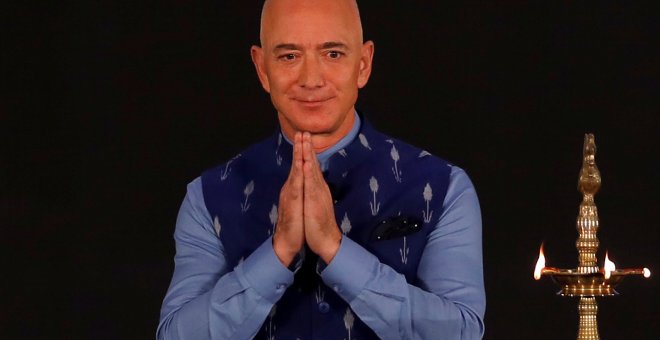 Jeff Bezos alcanza su récord de riqueza y se convierte en el paradigma de la desigualdad en los EE UU de Trump