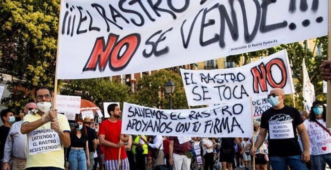 Las mil familias que dependen del Rastro de Madrid, aún cerrado por la pandemia: ''La situación es dramática''