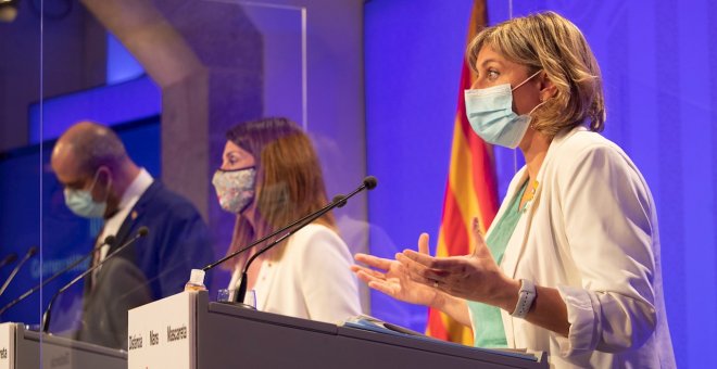 El Govern prohíbe las reuniones de más de 10 personas en Barcelona y recomienda no salir de casa