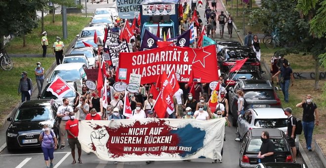 Manifestantes piden en Stuttgart medidas de protección climática
