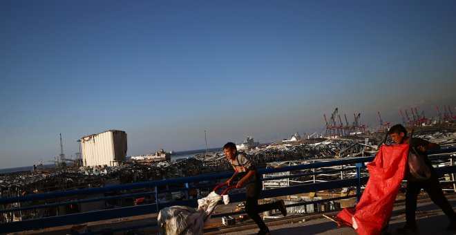 Un futuro incierto entre los escombros tras la explosión de Beirut