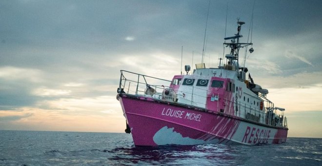 El artista callejero Banksy financia un barco para rescatar migrantes en el Mediterráneo
