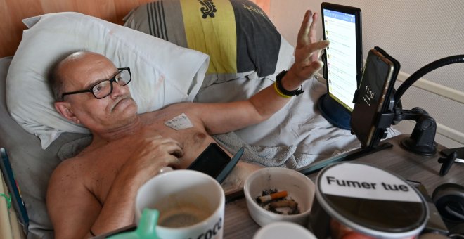 Un francés con una enfermedad incurable retransmite su muerte en su batalla por legalizar la eutanasia en el país