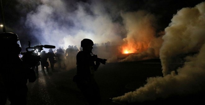 Crece la violencia contra los periodistas que cubren protestas en el mundo: 125 ataques y diez asesinados desde 2015