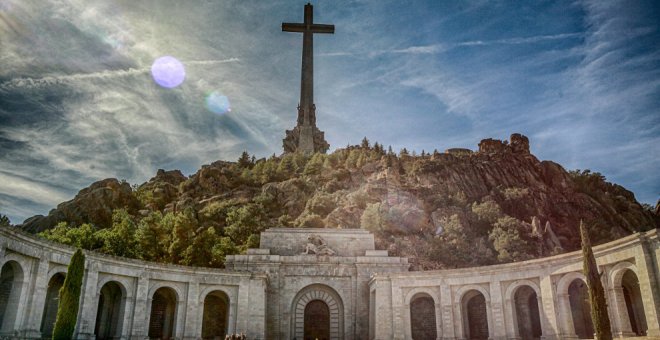 Un año sin Franco en el Valle de los Caídos pero con víctimas republicanas todavía "secuestradas"