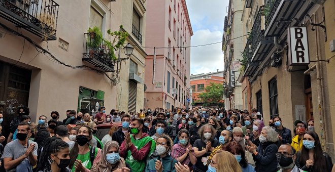 Paco resiste en su casa: paralizado el desahucio de este anciano de 85 años al que la familia Franco quiere echar de su vivienda