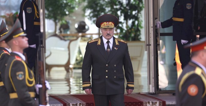 "Carece de toda legitimidad democrática": la UE no reconoce a Lukashenko como presidente de Bielorrusia