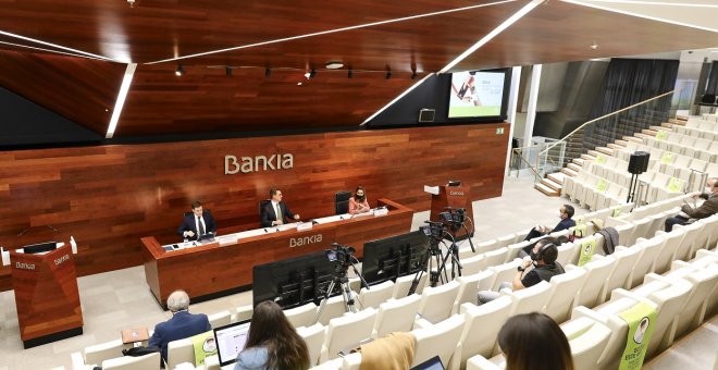 La nueva CaixaBank negociará un ERE una vez que la fusión con Bankia se cierre legalmente