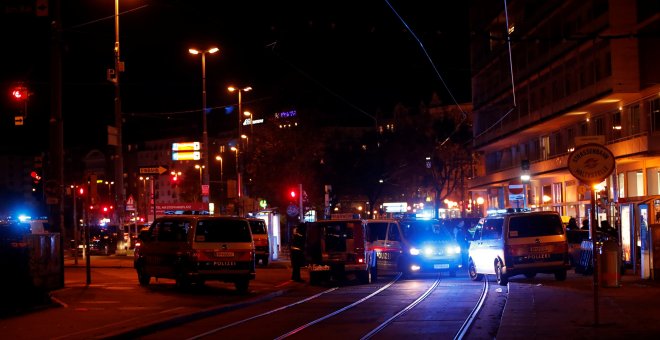 Al menos cuatro muertos y 22 heridos en una serie de ataques terroristas en el centro de Viena