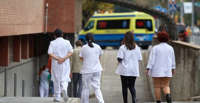 España roza las 20.000 personas ingresadas por covid e incrementa el riesgo de colapso hospitalario