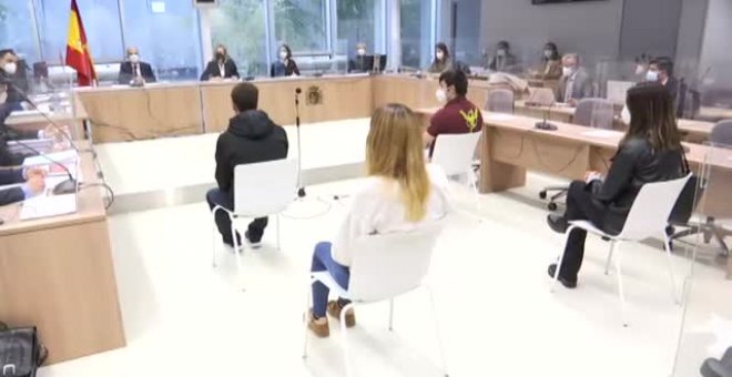 Los payasos justicieros se sientan en el banquillo de la Audiencia Provincial de La Rioja