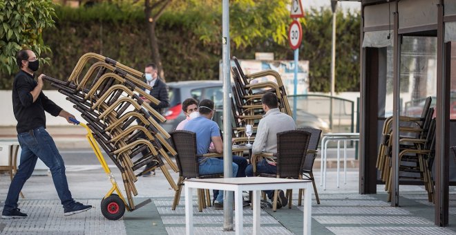 El Gobierno prepara una batería de ayudas para bares y restaurantes