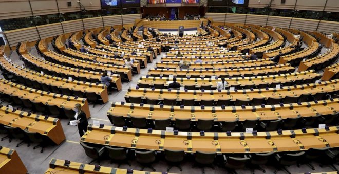 El PP no apoya la moción del Europarlamento contra la regresión de los derechos de las mujeres en Polonia