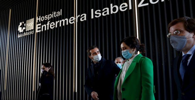 Una gerente pide quitar los móviles a los pacientes para incomunicarles y que no rechacen el traslado al Zendal