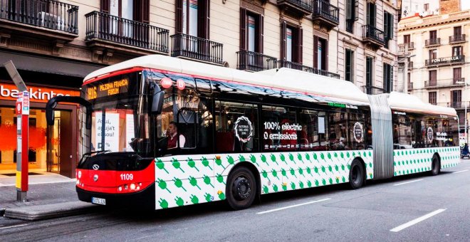 TMB ven el triple d'abonaments del que és habitual en el primer dia amb el transport públic bonificat