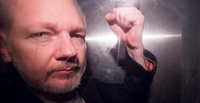 La jueza británica deniega a Assange la libertad bajo fianza por motivos de salud