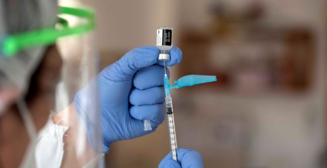 Alemania prevé que la escasez de vacunas contra la covid-19 se alargue hasta bien entrado abril