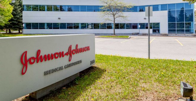 Johnson & Johnson reservó 3.900 millones en 2020 para denuncias por talco