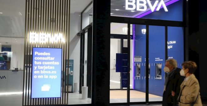 Los sindicatos tachan de "amoral" el ERE que prepara BBVA y afectará a 3.000 trabajadores