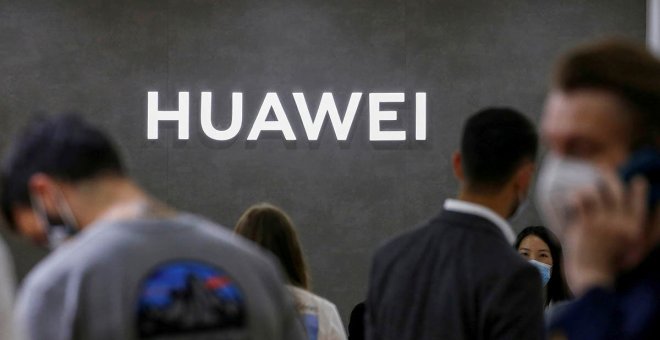 Huawei se apunta al coche eléctrico para finales de 2021, adelantando a Apple y Xiaomi