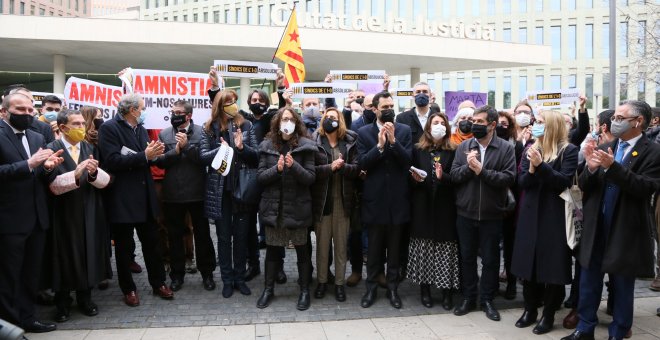 L'independentisme en bloc mostra el seu suport als síndics de l'1-O a les portes del seu judici