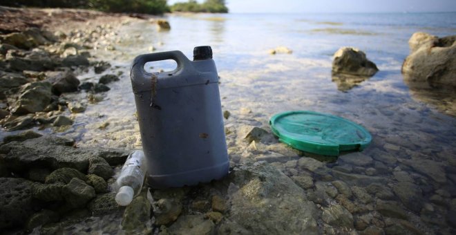 La limpieza de plásticos abandonados tiene un coste público anual de 700 millones de euros en España