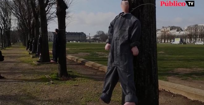 Agricultores 'ahorcados' en el centro de París