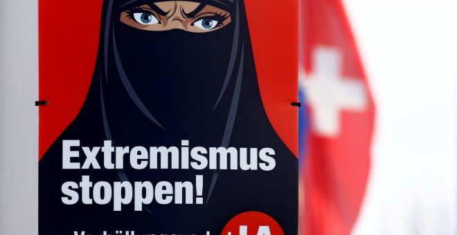 Suiza prohíbe el uso del burka en espacios públicos tras un ajustado referéndum