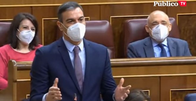 Pedro Sánchez, a Casado: "Ay, señor Casado, que estamos en campaña y aquí hemos estado con el mitin"