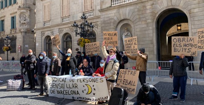 Les persones sense llar de Barcelona s'organitzen en un sindicat i reclamen solucions reals a les institucions