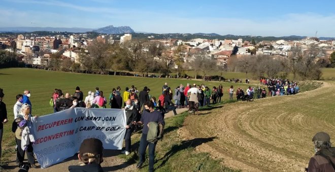 Sant Joan: entre el golf i la reivindicació popular