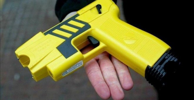 Els Mossos defensen el compliment dels protocols en la mort d'una persona després d'un tret amb una pistola tàser