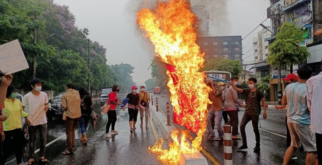 Myanmar, convertido en un "campo de matanza": al menos 82 civiles muertos en la ciudad de Bago