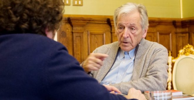 Costa-Gavras: "Los bárbaros están volviendo"