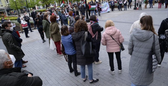 Concentración en Xixón por la libertad de la trabajadora humanitaria Juana Ruiz