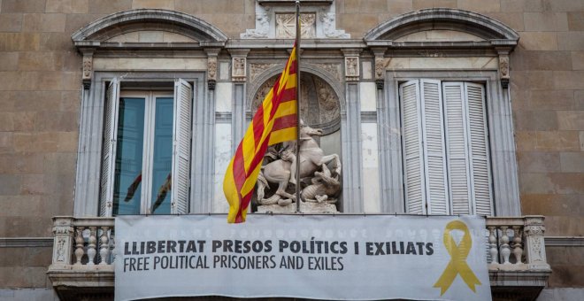 El TSJC falla que la pancarta por los presos del 1-O que puso Torra en la Generalitat fue "partidista"