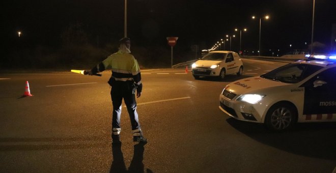 El Govern prorroga el toc de queda set dies més a 148 municipis i rebaixa el nivell d'incidència per aplicar-lo