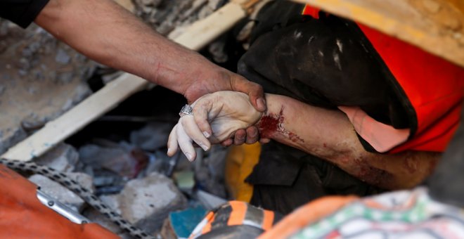Ascienden a 174 los muertos en Gaza tras una nueva noche de bombardeos israelíes